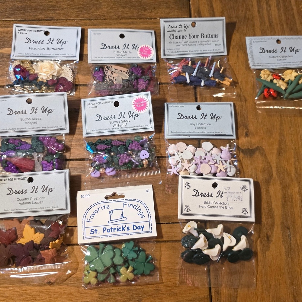 Dress It Up Novelty Buttons Lot Multicolor Mixed Themes 10 Packs